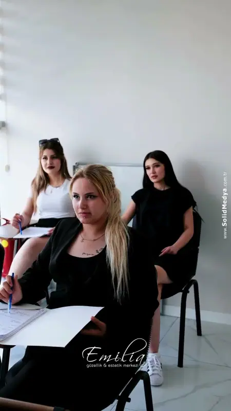Emilia Güzellik (Reels) — 6. video kapak görseli